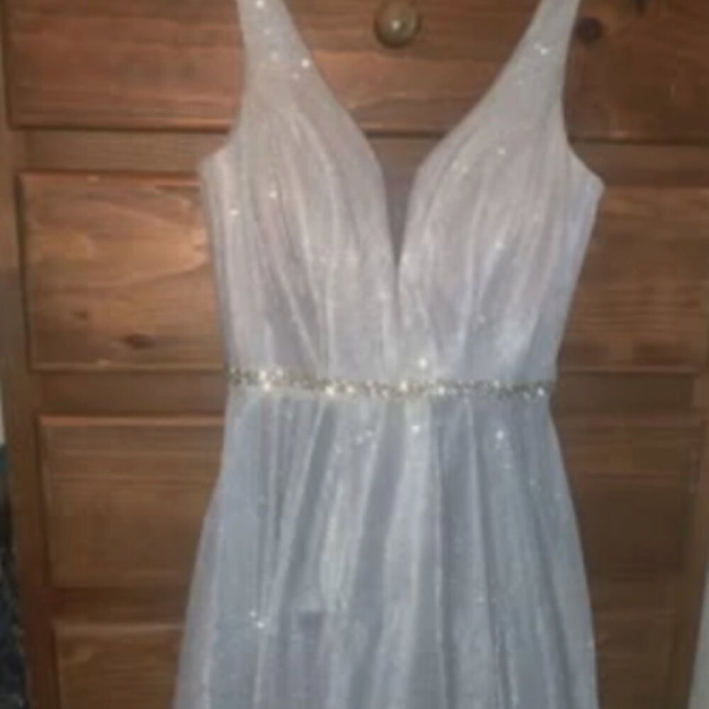 Eva sleeveless homecoming/prom/special occasion/cocktail dress size